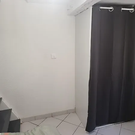 Amande, Proche Gare, Wifi Apartment *